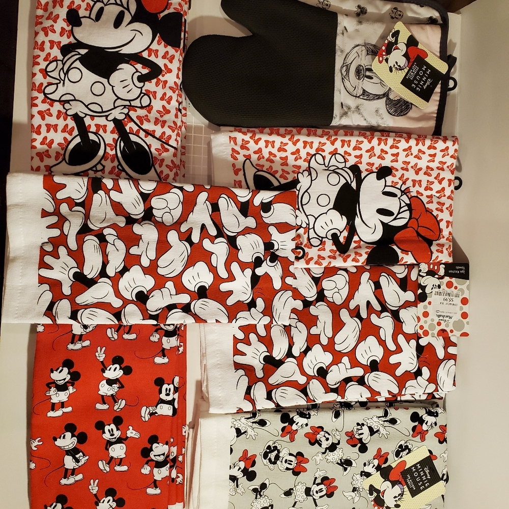 Disney brand Mickey and Minnie mouse set